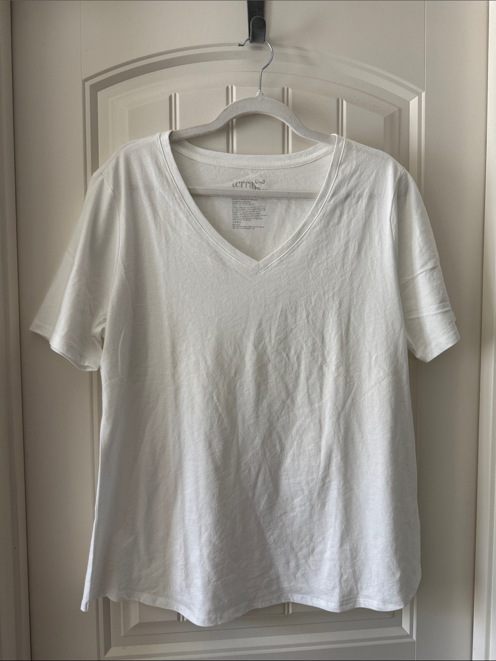 Women’s White V-Neck T-Shirt
